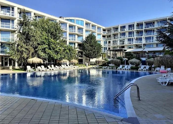 With Pool In Atlantis *