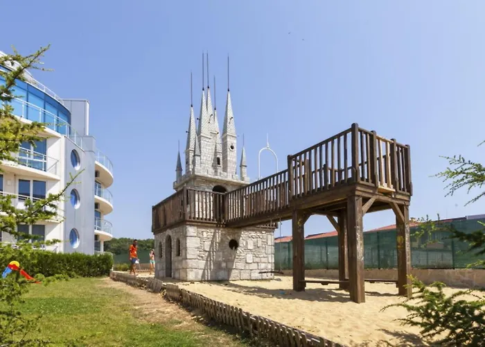 With Pool In Atlantis شقة *